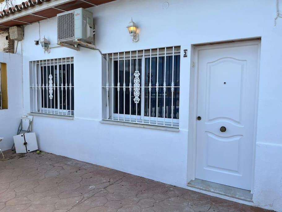 Appartement Aan Boulevard En Zwembad Sitio de Calahonda Exterior photo